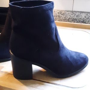SUPER CUTE BRAND NEW BOOTIES. WORN TWICE🔥🔥🔥